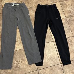 Men’s Nike Pants  Size Small 