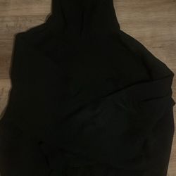 Men’s Black Essentials Hoodie 