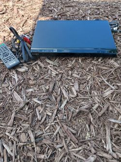 Sony DVD Player w/remote RMT-D187A