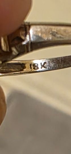 18K Gold Ring diamond