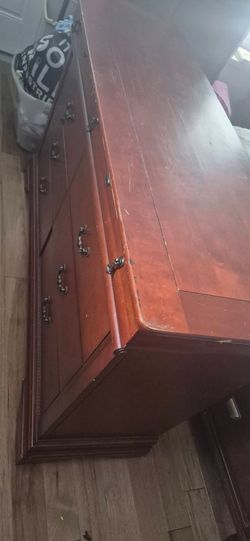 Free dressers