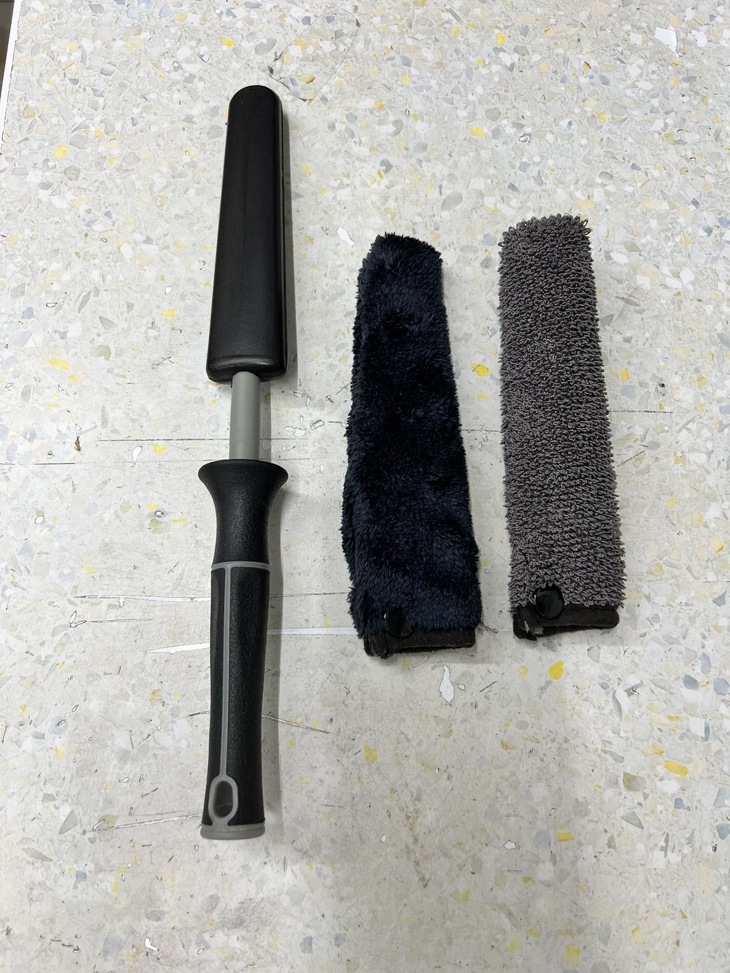 Detail Factory Mini Wheel Brush + 2 Interchangeable Covers