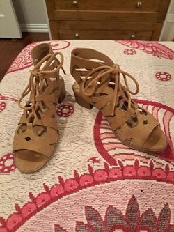 Low heels sandals