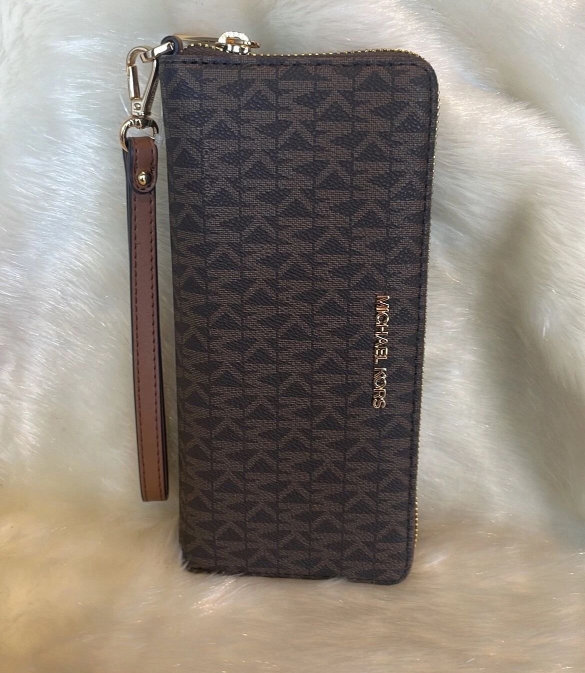 Continental Michael Kors Wallet 