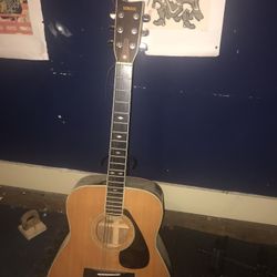 Yamaha FG-345
