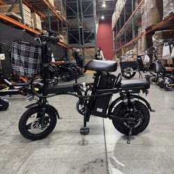 Folding electric scooter