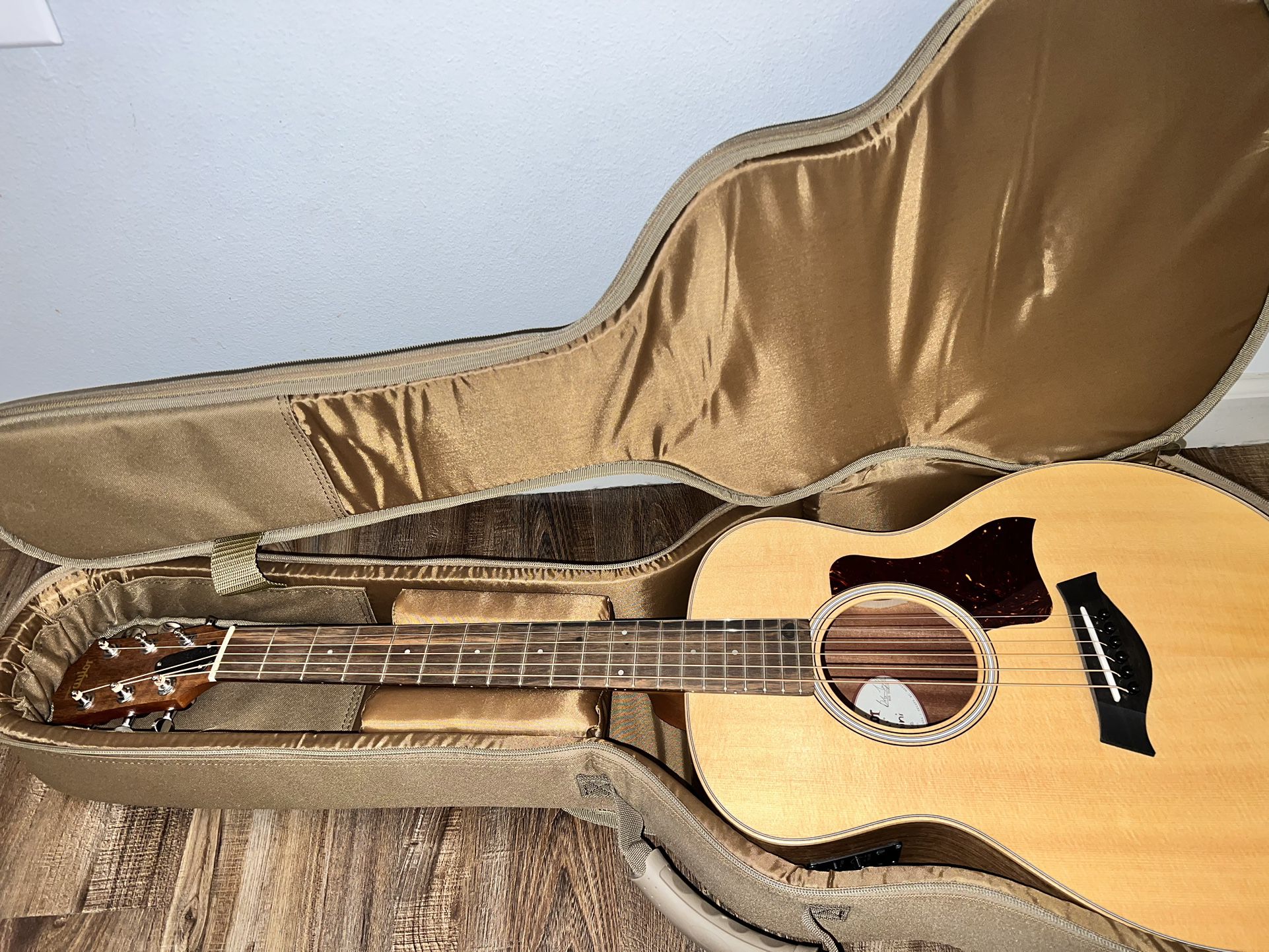 Taylor GS Mini Acoustic Electric Guitar 