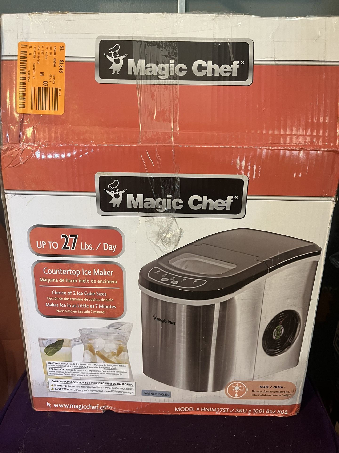 Magic Chef 27lb Ice Maker