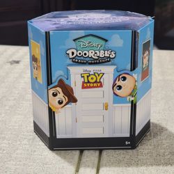3-inch Collectible Figures Buzz Lightyear and Woody