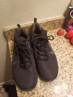 Brand new nike shoes 9 women