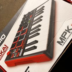 MPK MINI Keyboard 