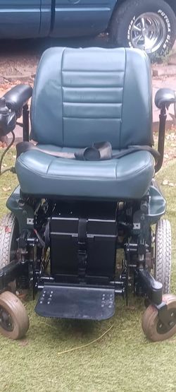 Power wheel chair