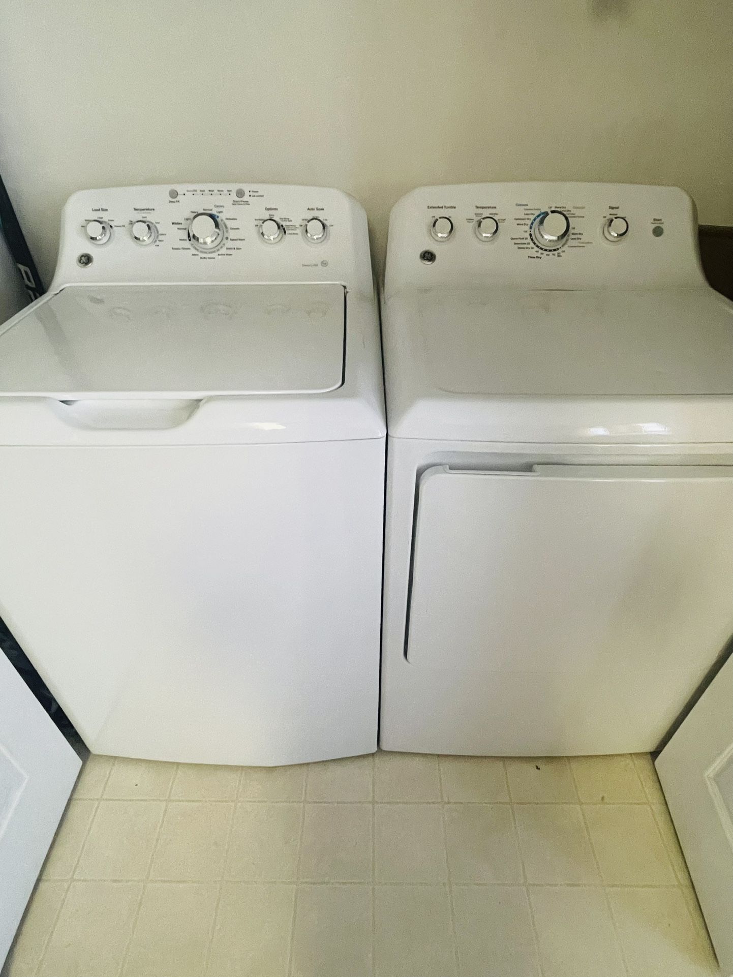 GE (General electric)  Washer /Dryer Set