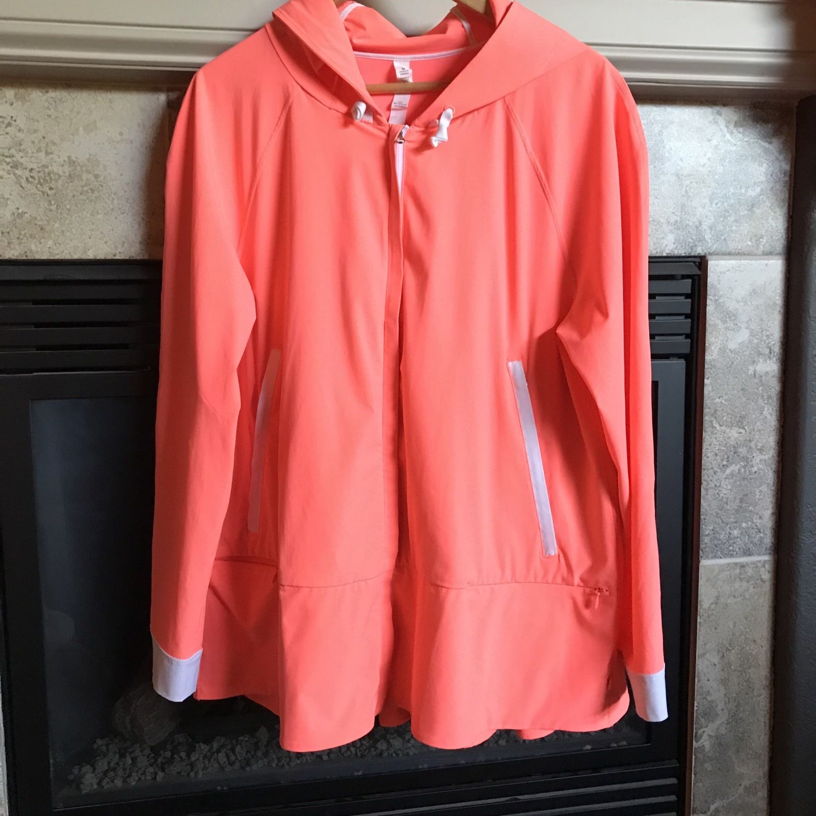 Lululemon Sun Showers Rain Coat Grapefruit Size 10 for Sale in Portland