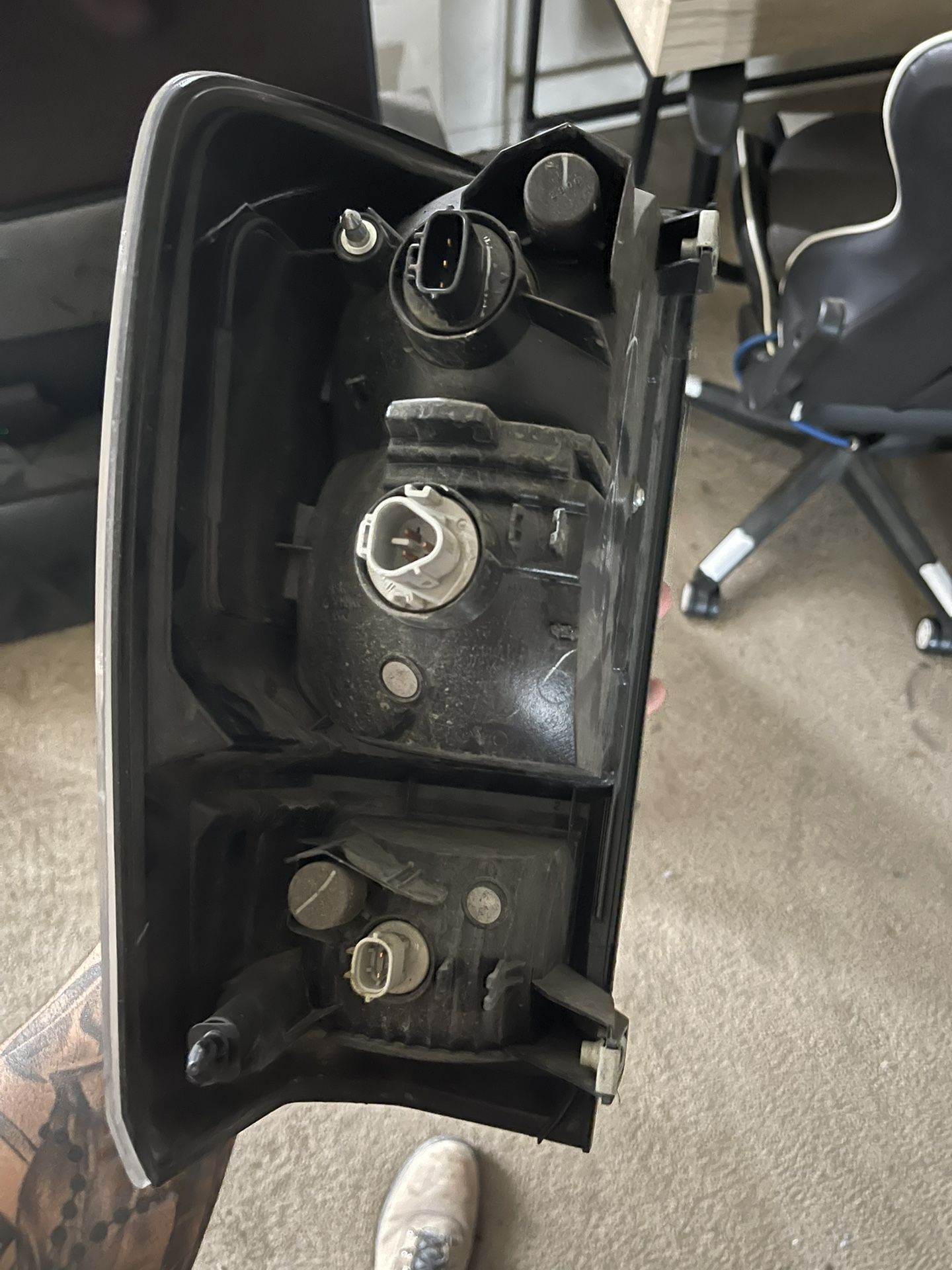 Tacoma OEM Passenger tail light 16-23