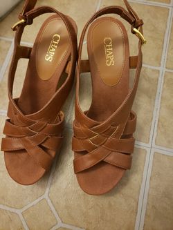 Platform heel sandals (size 9)