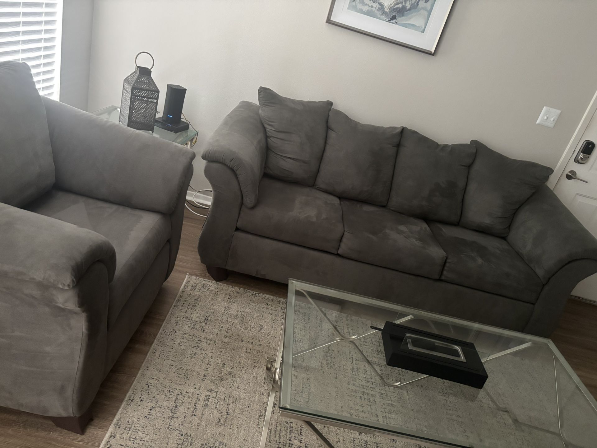 Sofa/oversized chair $800