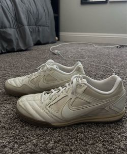 Nike Gato ‘Sail Light Khaki Gum’