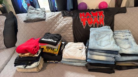 Mixed Clothing Lot – Jeans, Tops & More