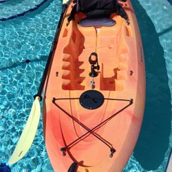 KAYAK WEST MARINE ABACO 9.5 WITH PADDLE 