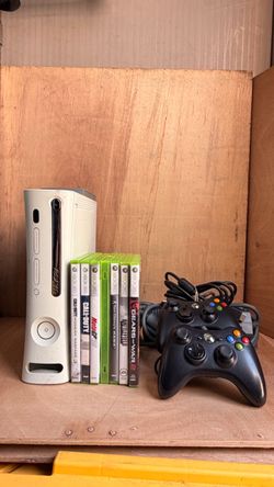 Original White Xbox 360 Bundle + 7 Games & 2 Controllers – tested