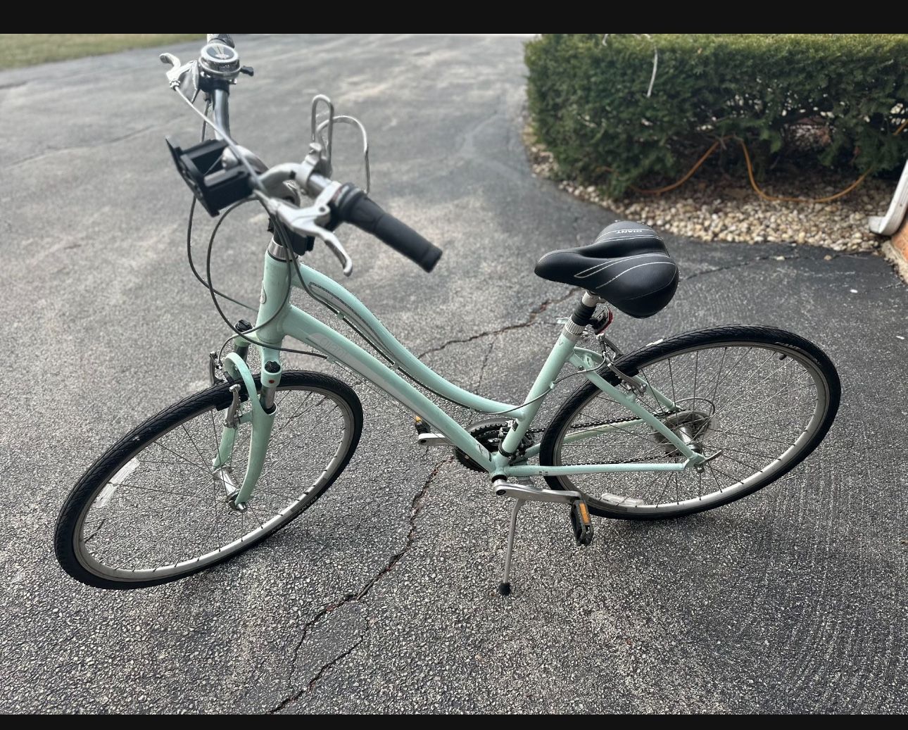 Giant Cypress M Beach City Bike