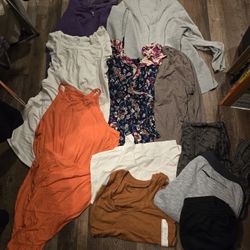 Womens Size XL Tops/Dress/Sweater/Pants Lot
