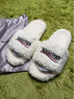 Balenciaga Slides