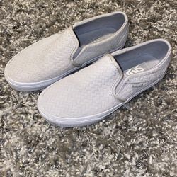 Women’s Vans Size 6 