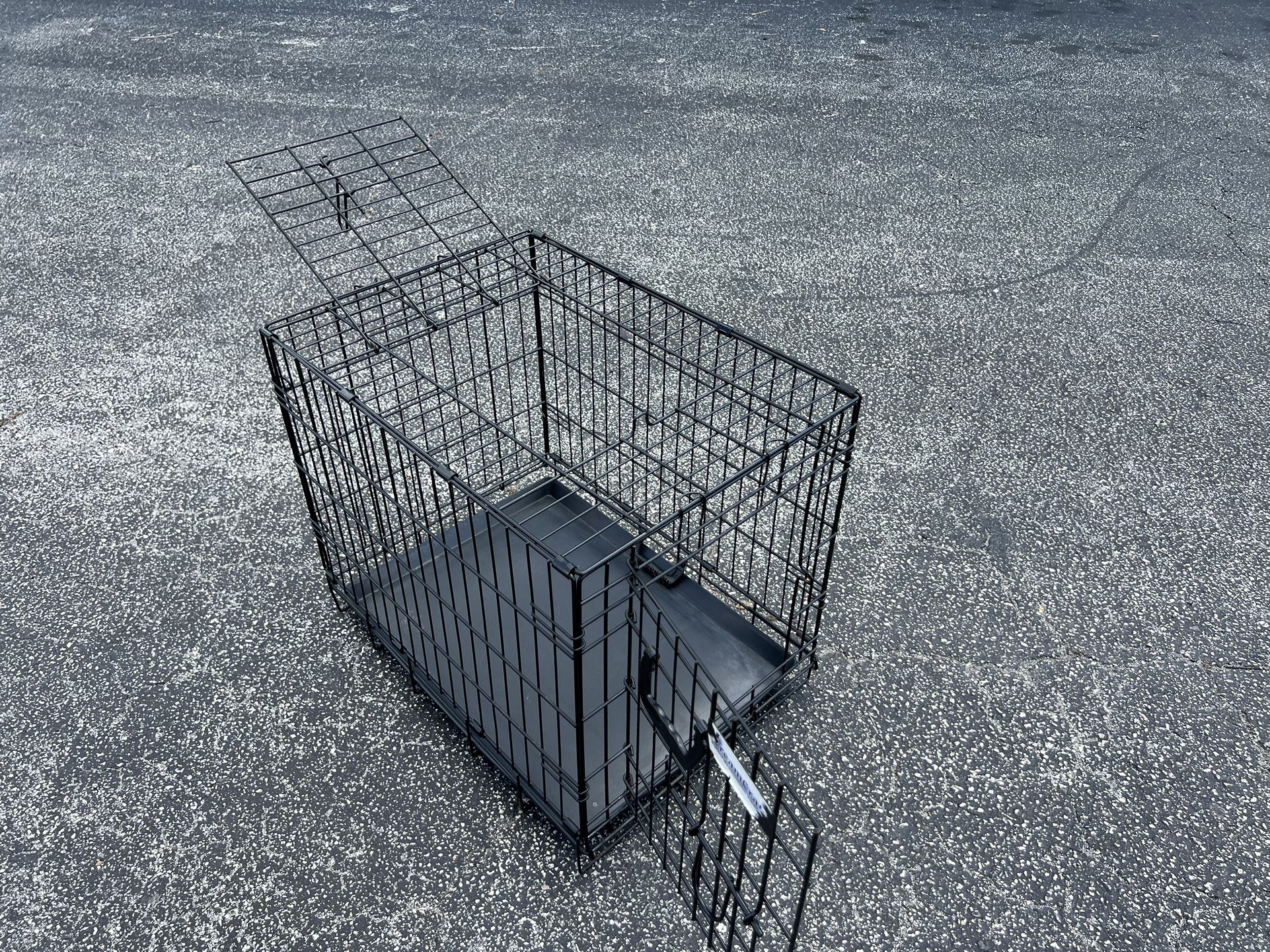 24x17x20in Black Metal Double Door Dog Pet Animal Cage Containment Crate! Great for dogs 30lbs and under. 