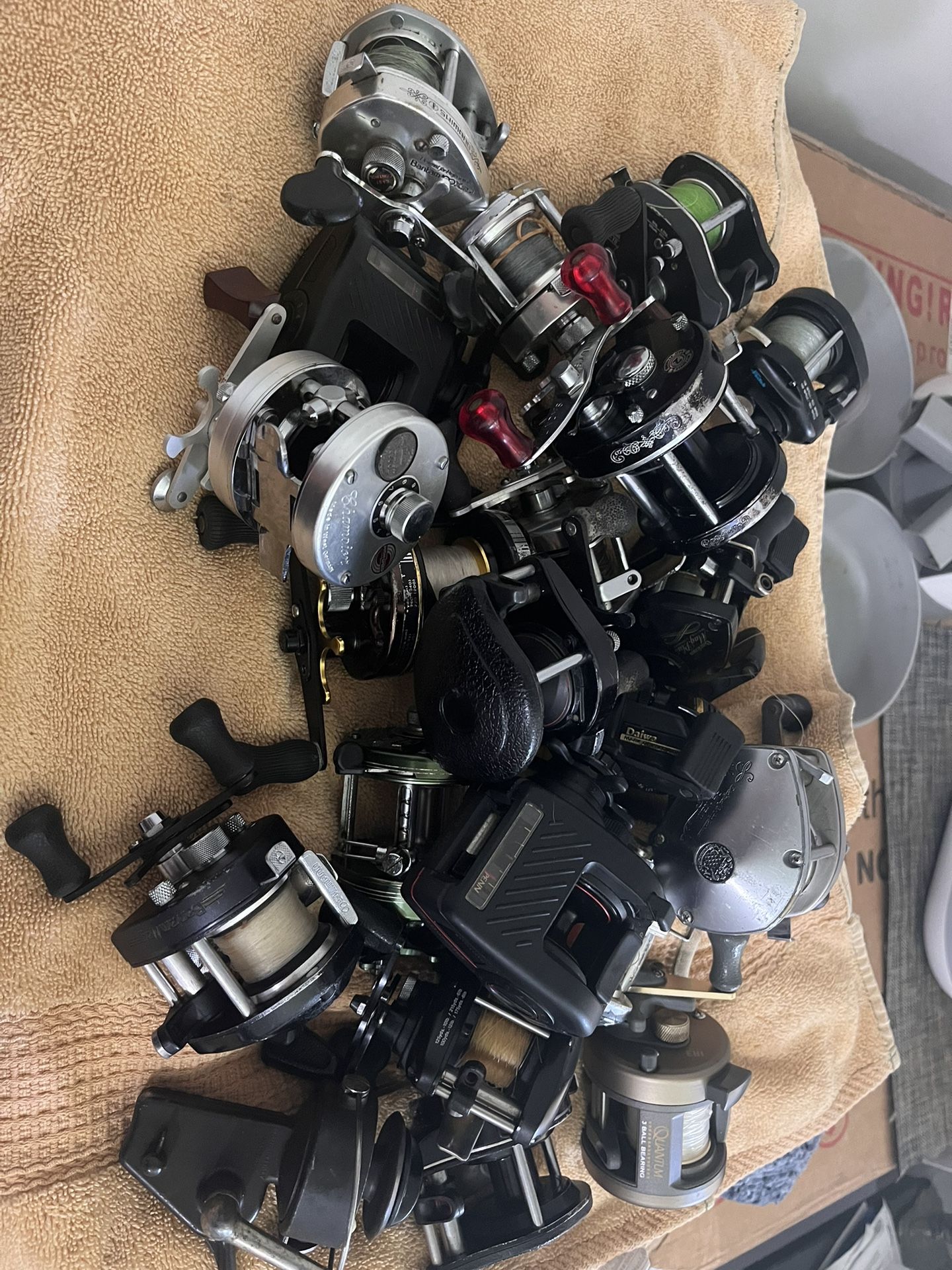 Lot Of 21 Fishing REELS 