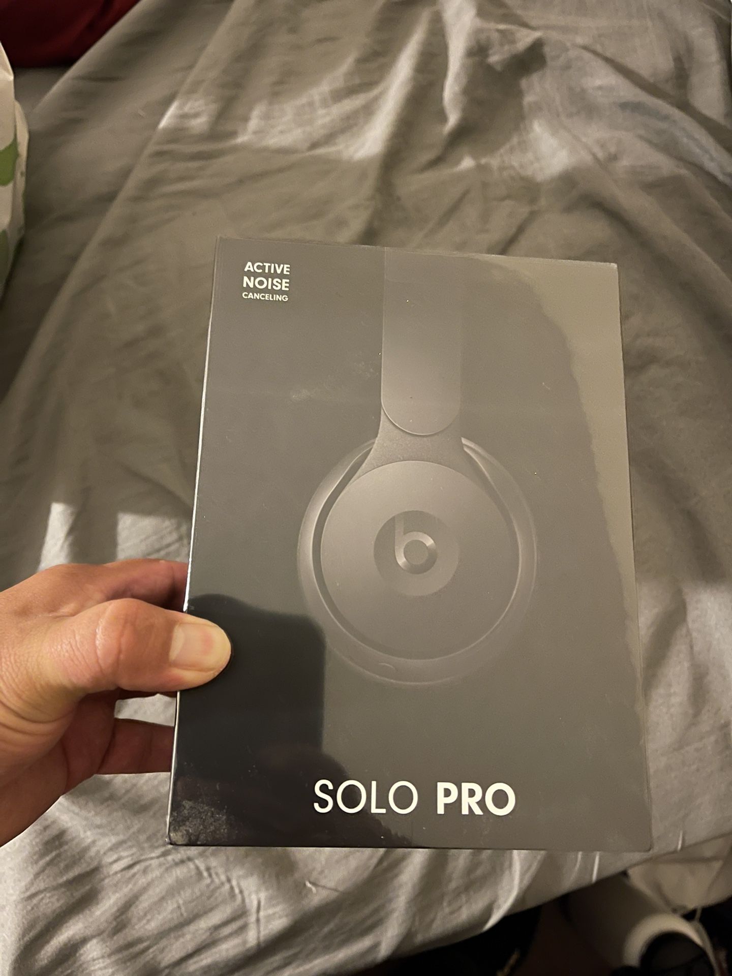 Beats Wireless Bluetooth Headphones