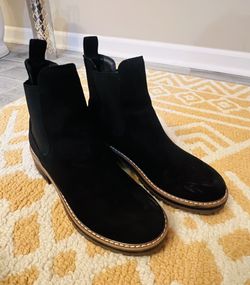 Black suede Boot