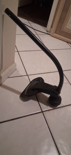 Attachment only - like New - Ryobi echo Toro steel hedgehog black and decker Universal string trimmer attachment