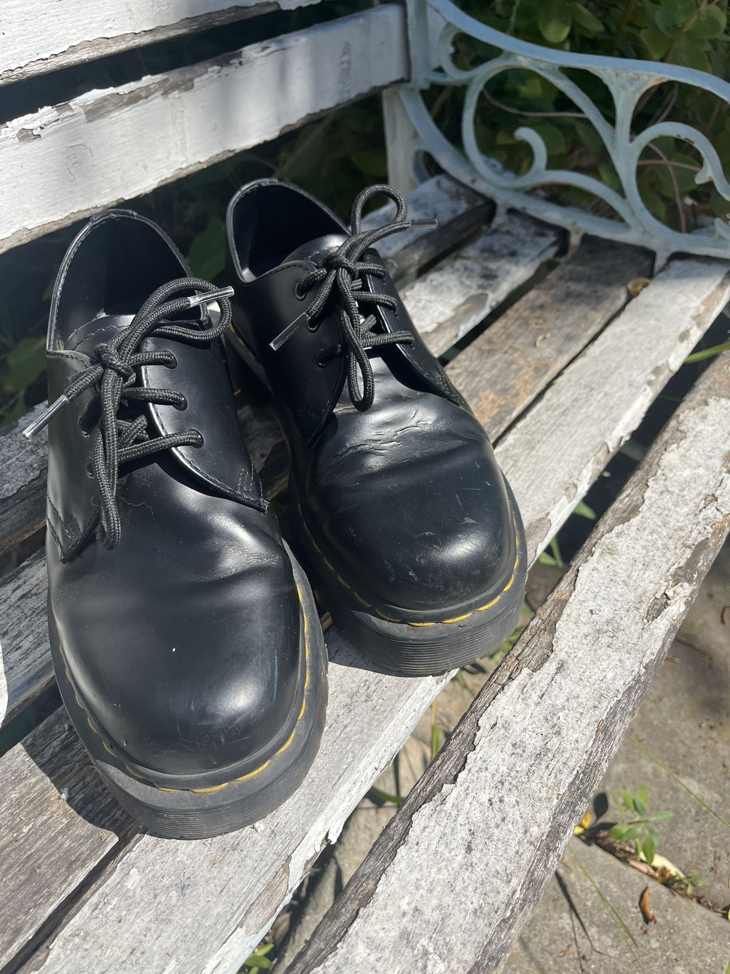 Doc Martens Oxfords 8M