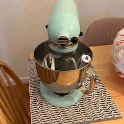 Kitchen Aid Mixer 