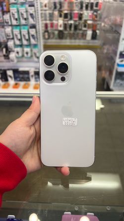Apple iPhone 15 Pro Max White Titanium