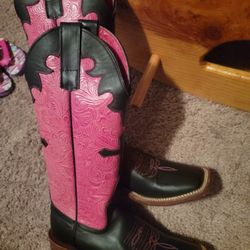 Size 6 Boots 