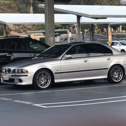 2002 BMW M5