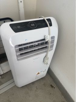 SereneLife Portable Air Conditioner SLPAC10