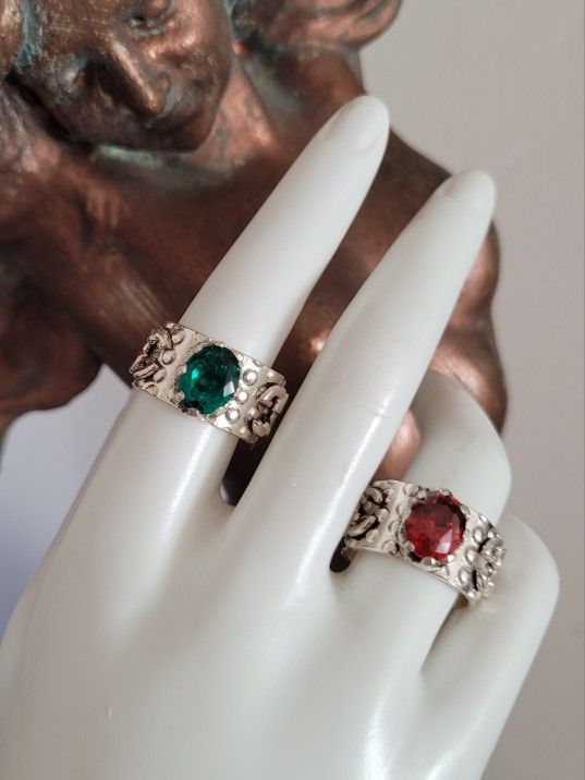 Sterling Silver 925 Rings With Red And Green Crystal