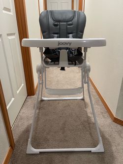 Joovy high chair