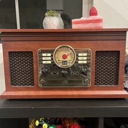 Victrola 6-in-1 | Plays Radio, Vinyl, CD, Bluetooth, AUX and Cassette