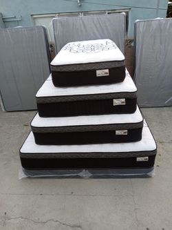 Full Size Mattress Pillow Top 12"     New Mattress in a plastic sealed
