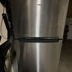 Whirlpool Refrigerator 