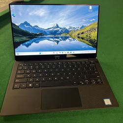 Dell XPS 13 9370 Laptop Computer- Windows 11