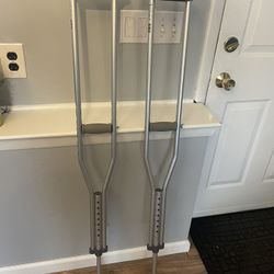 Adjustable Crutches