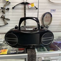 Go Video Radio And DVD Player 