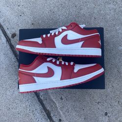 Air Jordan 1 shoes
