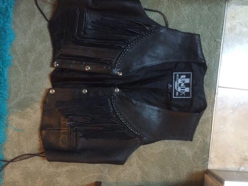 Fringed woman's motorcycle vest med